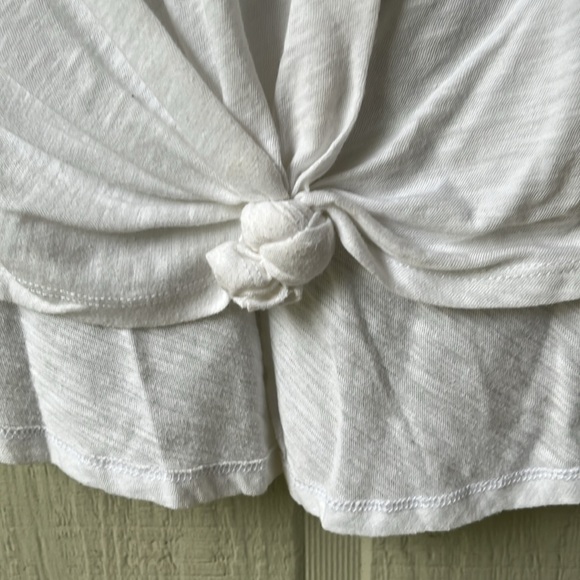 Abercrombie & Fitch graphic T size Small - Picture 4 of 5